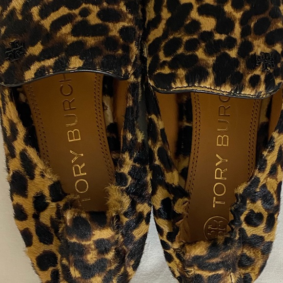 Tory Burch Genuine Cow Fur Leather Kira Loafer Size 5.5. - Picture 4 of 7